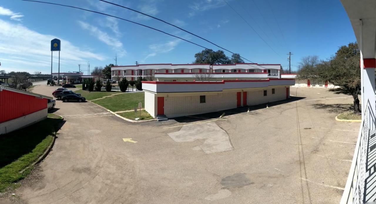 River Forest Inn Belton Exterior photo